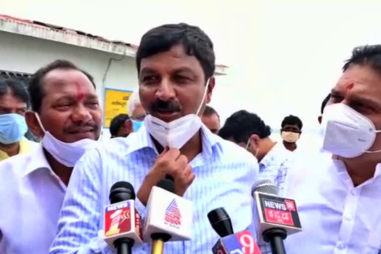 Water Resources Minister Ramesh jarakiholi statement