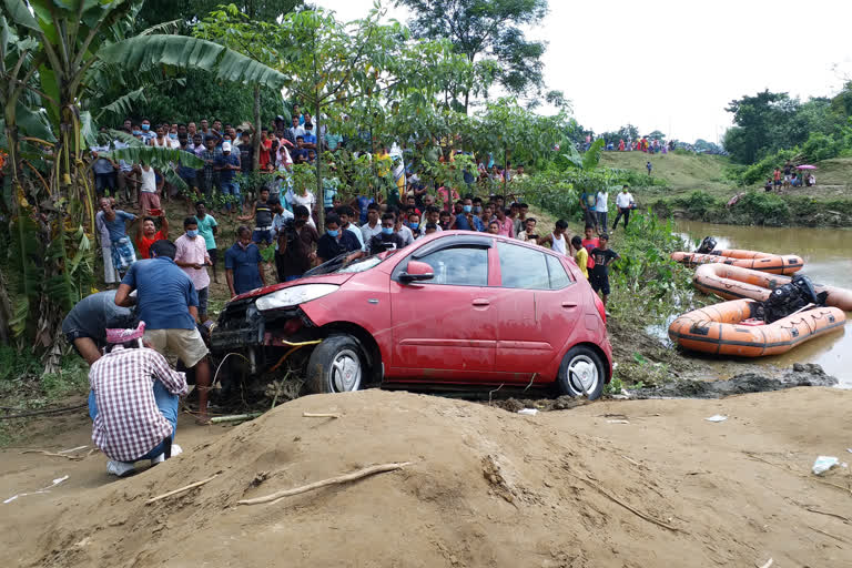 geluwa accident: two dead body recovered in dhemaji