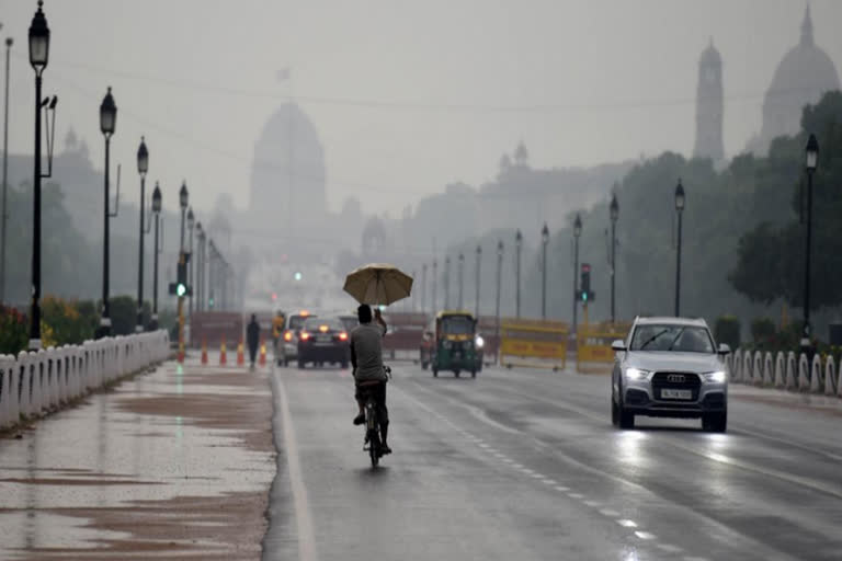 people got rid of humidity by light rain in delhi on 3 july