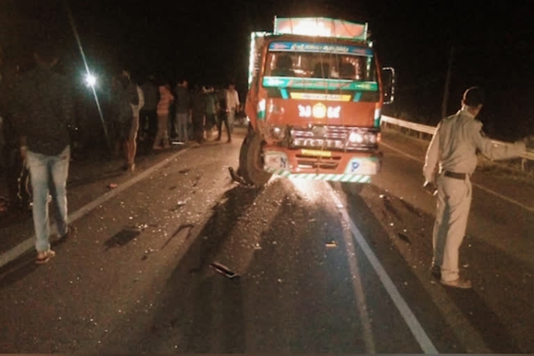 5-killed-in-road-accident-at-chittor-district