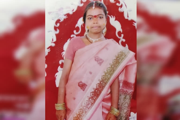 the woman suicide with family problems in nizamabad district