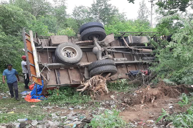 freight truck accident