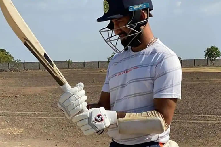 Getting back into the groove, Pujara posts video of net session, ଅଭ୍ୟାସକୁ ଫେରି ବେଶ୍‌ ଖୁସି ପୂଜାରା, ଚେତେଶ୍ବର ପୂଜାରା, cheteswar pujara