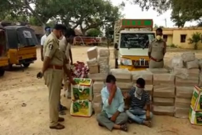 gutka packets transporting in vegetable vehicle caught in ananthapur district