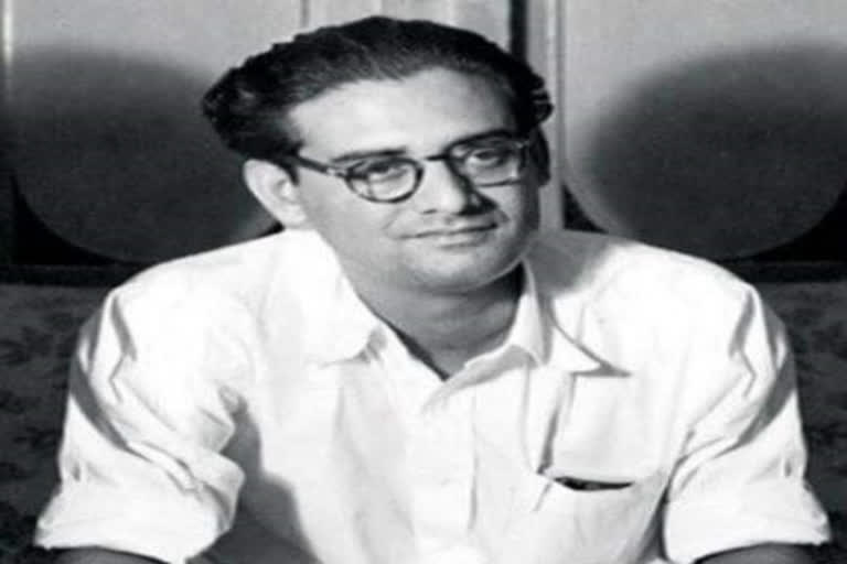 Realtors demolish Hemant Kumar's ancestral house in Kolkata