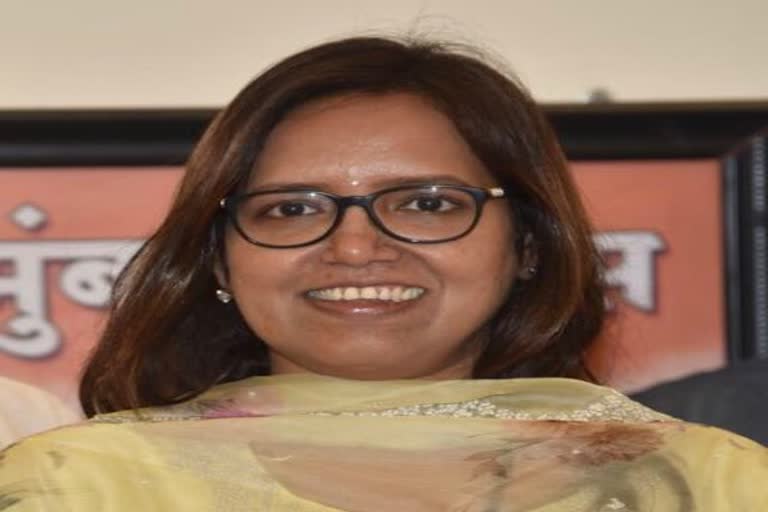 education minister varsha gaikwad