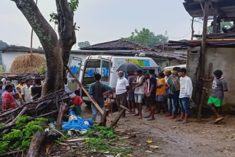 Two minors died of thundering in khunti