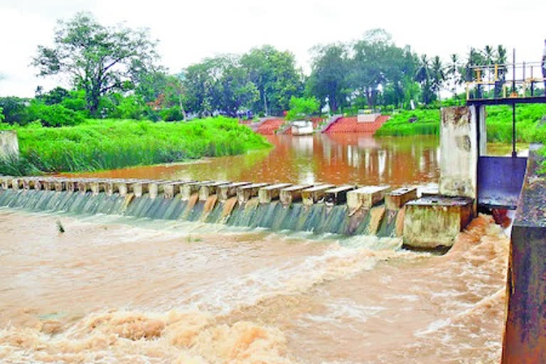 vishaka pedhuru water flow