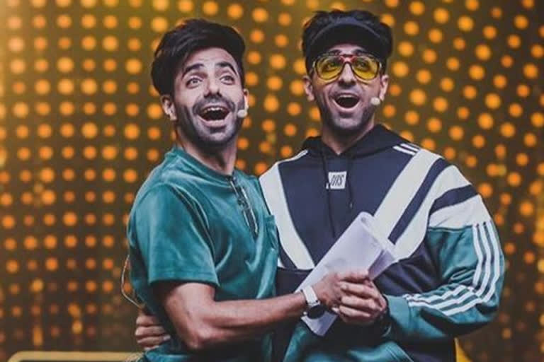 Aparshakti relive childhood with game of 'aao milo'