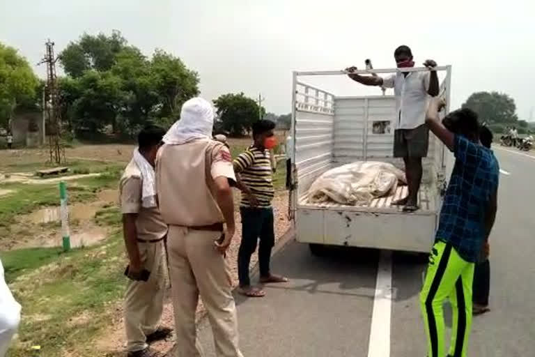 Dead body found in well, कूएं में मिला युवका का शव