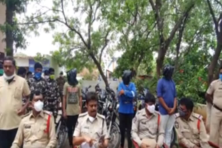 b.tech students chori bike in kadapa dst badvelu