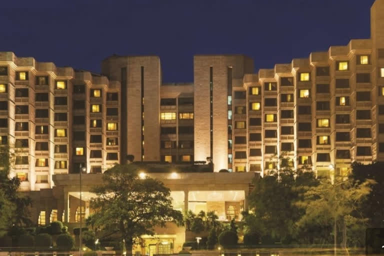 Maharashtra Hotels resume