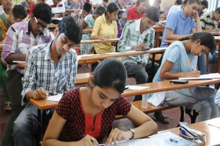 Final-year examinations in universities will be conducted by September-end