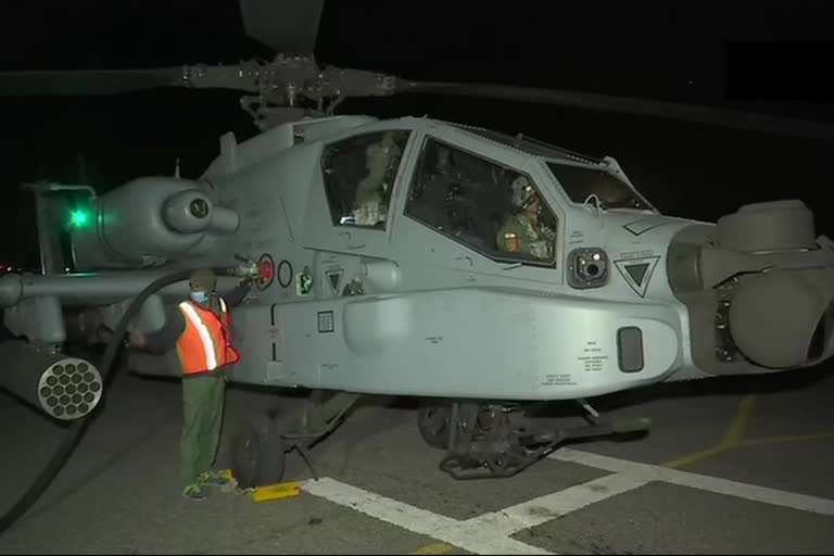 Indian Air Force  night operations  MiG-29 fighter aircraft  Chinook heavylift helicopter  Apache helicopter  ഇന്ത്യ-ചൈന  ഇന്ത്യൻ വ്യോമസേന  രാത്രി പ്രവർത്തനം  മിഗ് -29 യുദ്ധവിമാനം  അപ്പാച്ചെ ആക്രമണ ഹെലികോപ്റ്റർ  ചിനൂക്ക് ഹെവി ലിഫ്റ്റ് ഹെലികോപ്റ്റർ