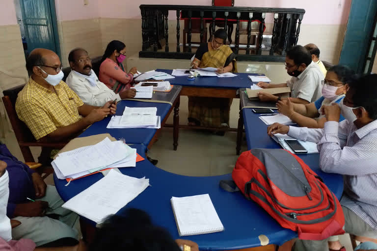 visakha dst narsipatnam divisonal officer conduct meeting with revenue officers