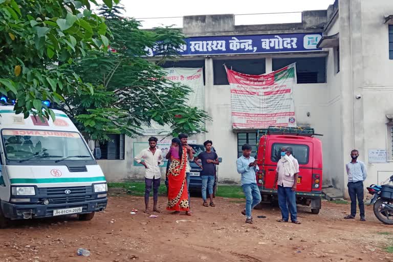 Young man in the grip of a gas leak in giridih