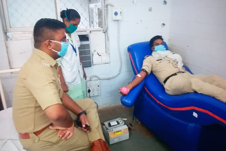 Superintendent of Police helped the hospitalized patient in this way