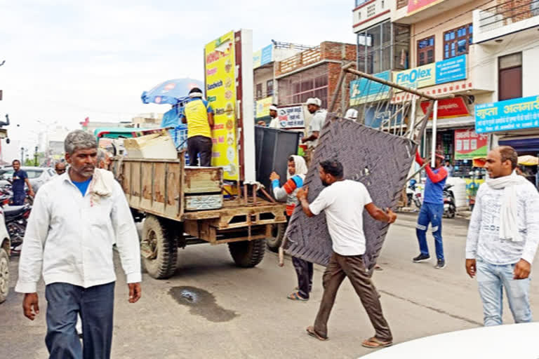 Municipality removed encroachment in Gannaur