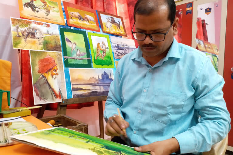 anand patil doing help through painting