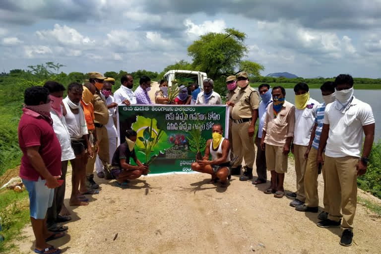 excise superintendent  harithaharam  at warangal