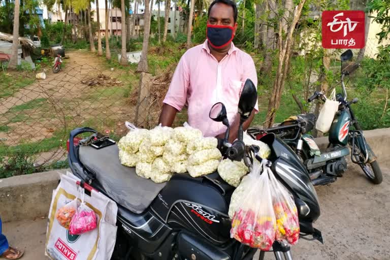 tamil teacher selling flowers