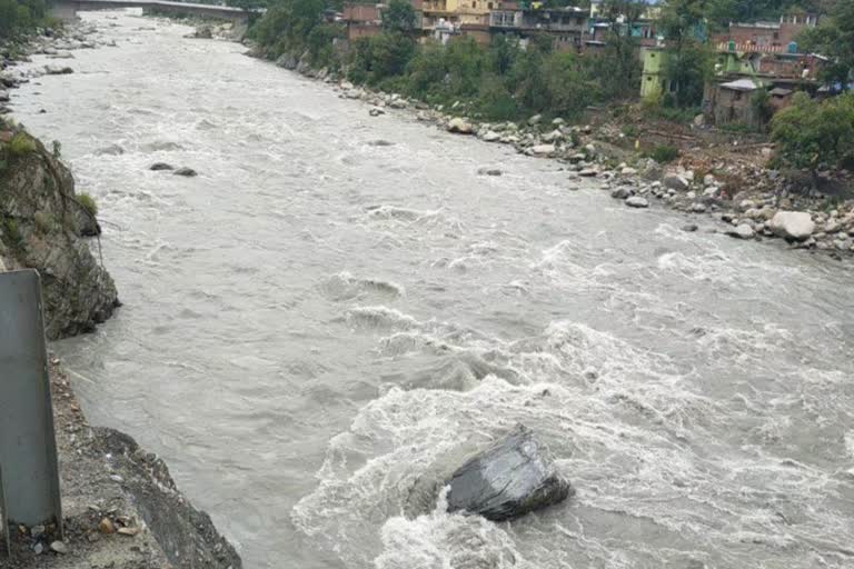 Administration alert regarding Ravi river due to monsoon