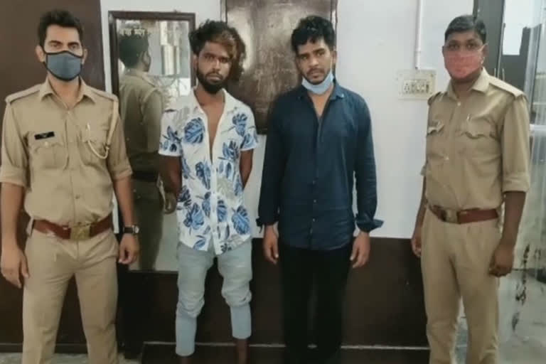 Two miscreants arrested in noida