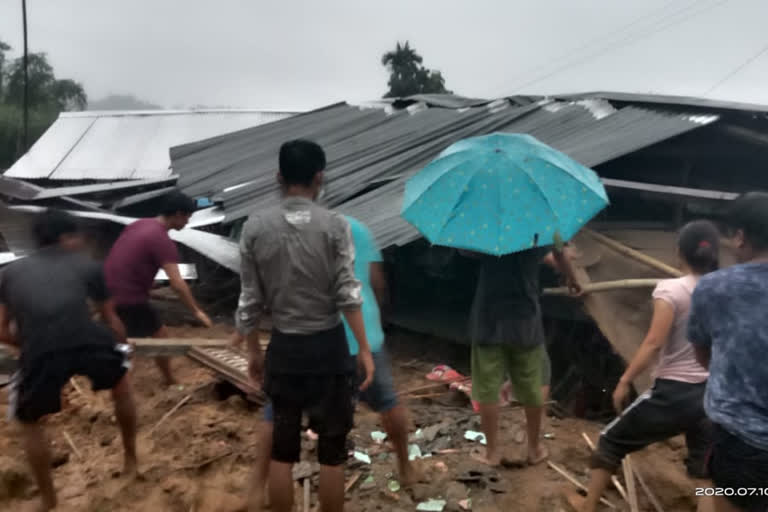 4 buried landslide in Arunachal pradesh