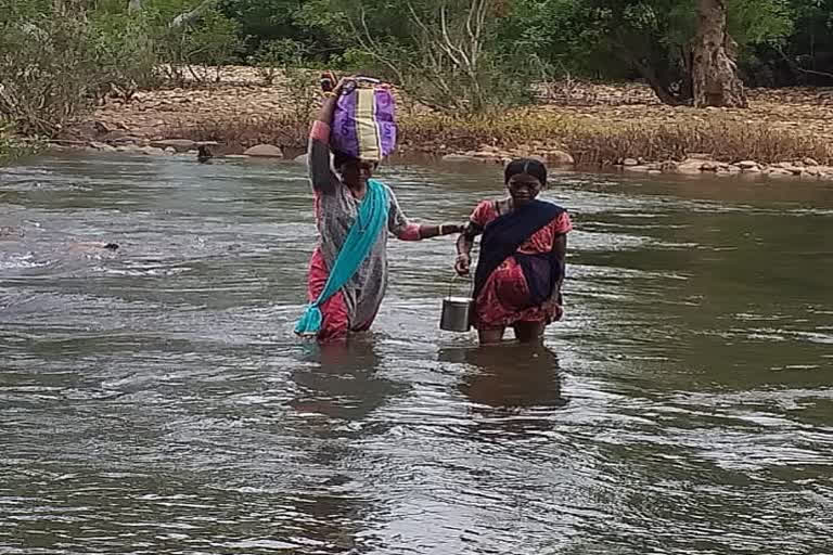 Pregnant woman walks 23 Km to reach hospital in Gadchiroli