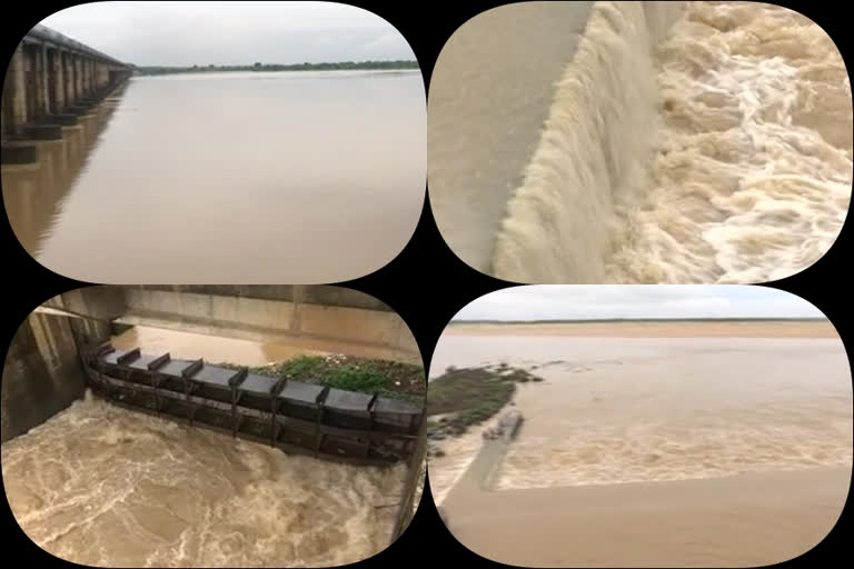 Flood flow is increasing in Godavari at east godavari district