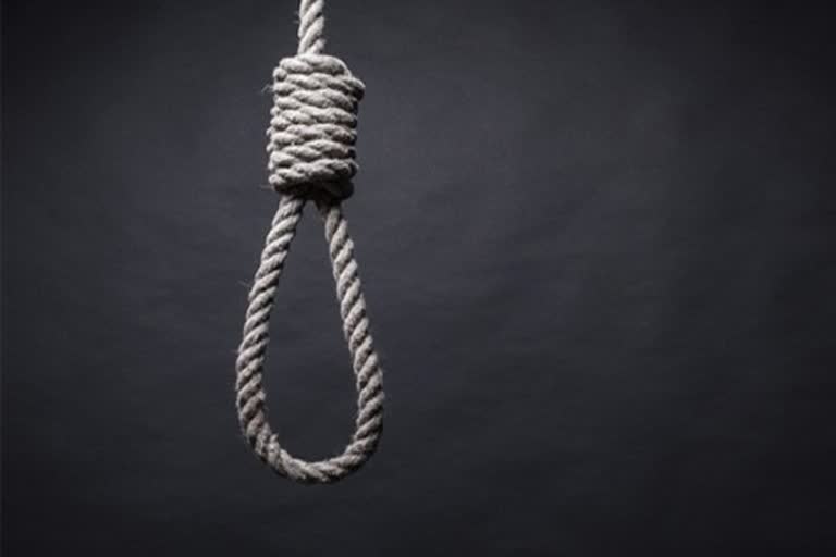 nandurbar farmer suicide news  nandurbar suicide news  nandurbar latest news  नंदुरबार लेटेस्ट न्यूज  नंदुरबार शेतकरी आत्महत्या