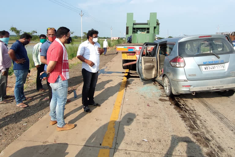 Three people died in a road accident in East Singhbhum