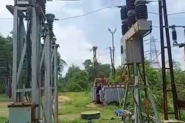 gadchiroli latest news  power cut issue gadchiroli  korchi gadchiroli news  korchi power cut issue  कोरची विद्युतपुरवठा समस्या  कोरची गडचिरोली न्यूज