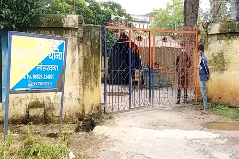 police station sealed in lohardaga