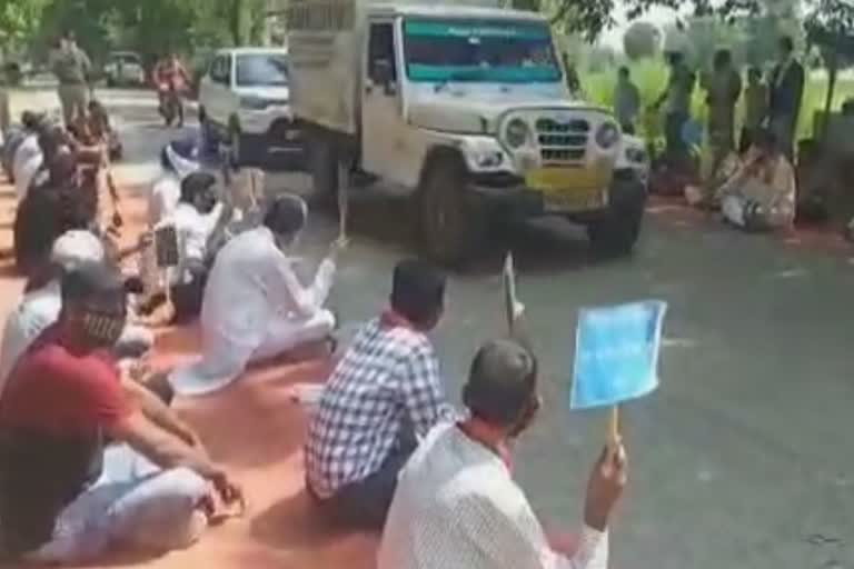 MLA dinesh singh babbu protest against Punjab Government