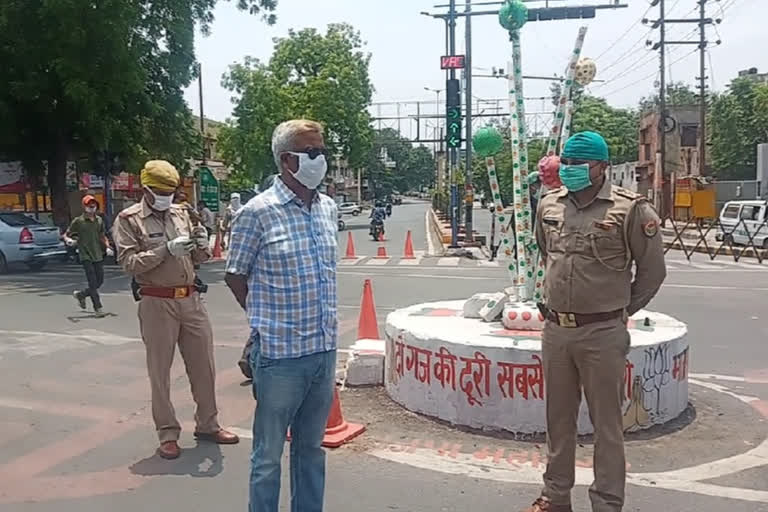 adg zone ajay anand inspected lockdown in agra