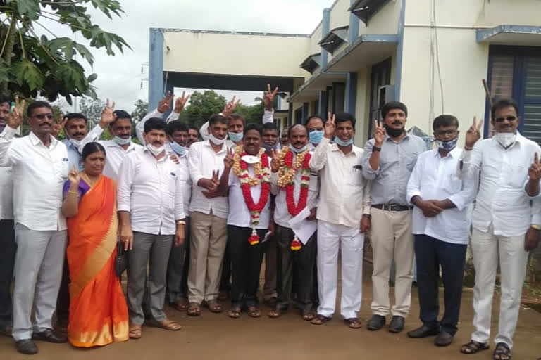 The JDS party has won the power of the APMC