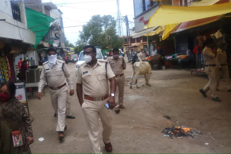 Police administration landed on the streets in lockdown