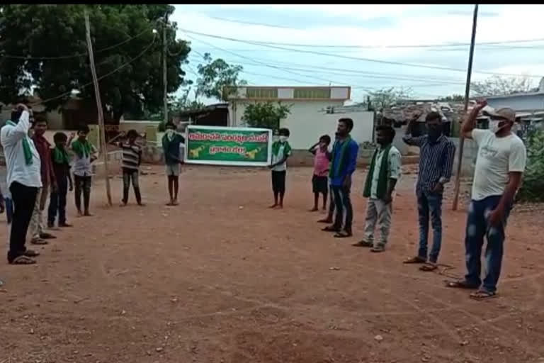 amaravati protest supports at prakasam