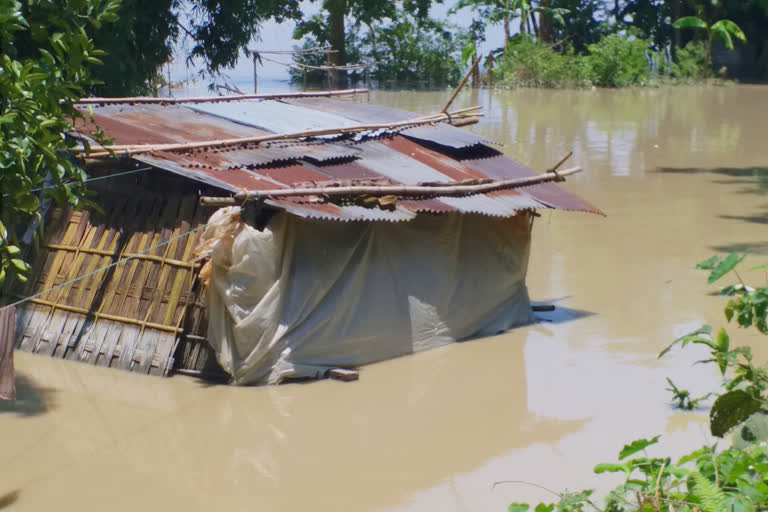 নিমাটিত বান পৰিস্থিতি কিছু উন্নতি