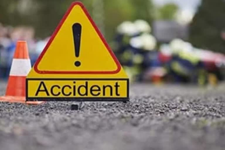 one-person-died-in-road-accident-in-raipur