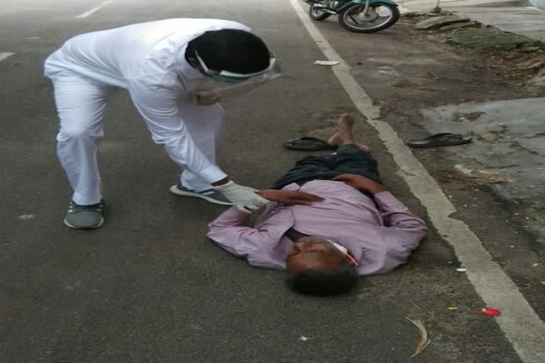 corporator hospitalized to old man