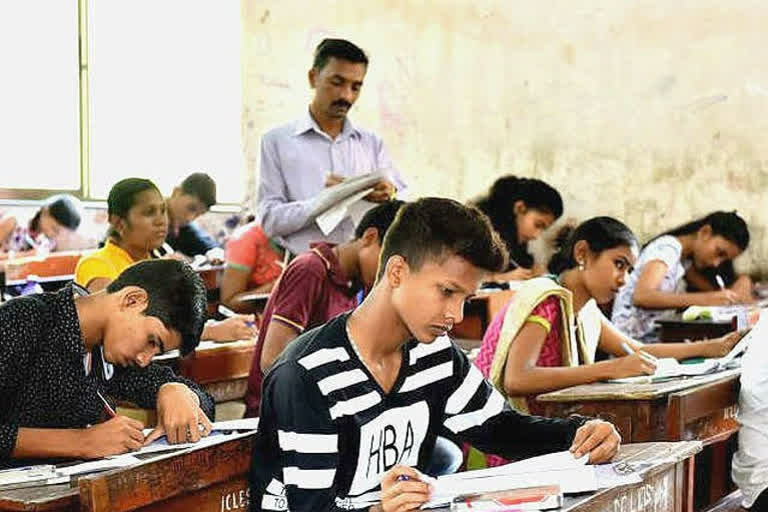 Plea moves to SC against UGC guidelines of conducting final year exams in colleges by Sep end