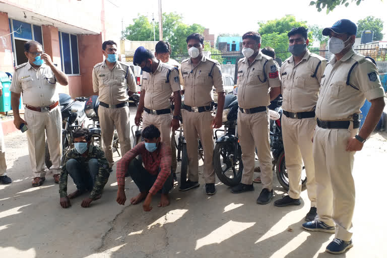 Morena police arrested two bike thieves and recovered 10 bikes