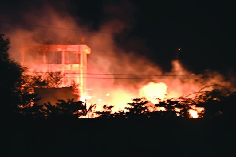 major-fire-mishap-at-visakha-solvents-plant-in-vizag-pharma-city