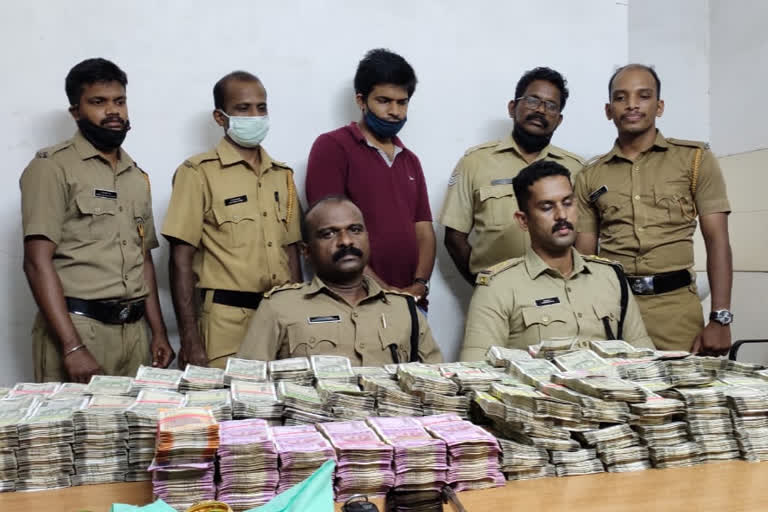 Excise squad seized Hawala money