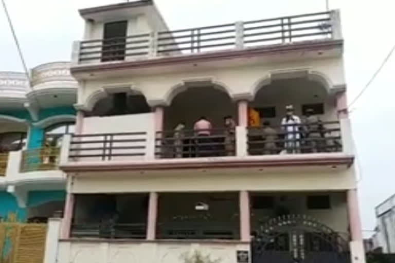 Family of four found hanging in house in Uttar Pradesh