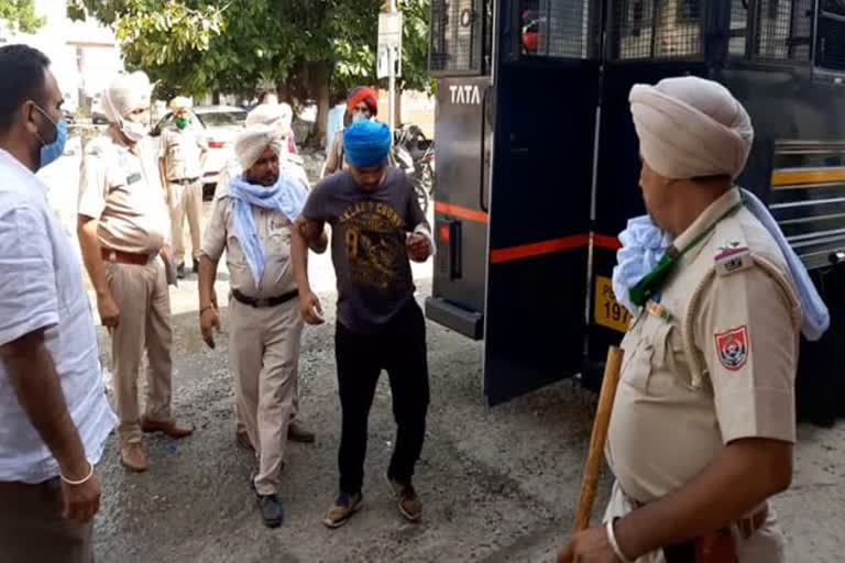 4 gangster injured themselves in bathinda central jail