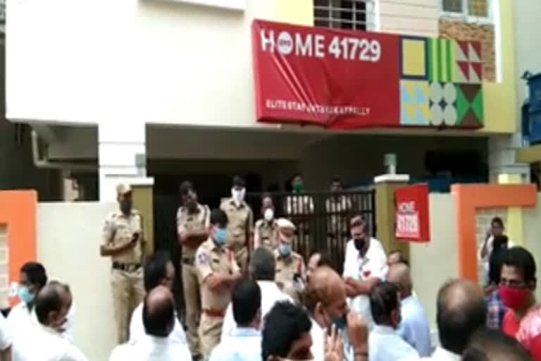 50 corona suspects in OYO rooms at KPHB Colony in Hyderabad