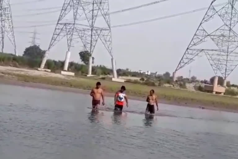 Youth drowned in Yamuna in Alipur delhi